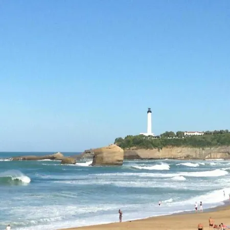 Biarritz, 2 Pieces, 6 Personnes - Fr-1-3-407 *
